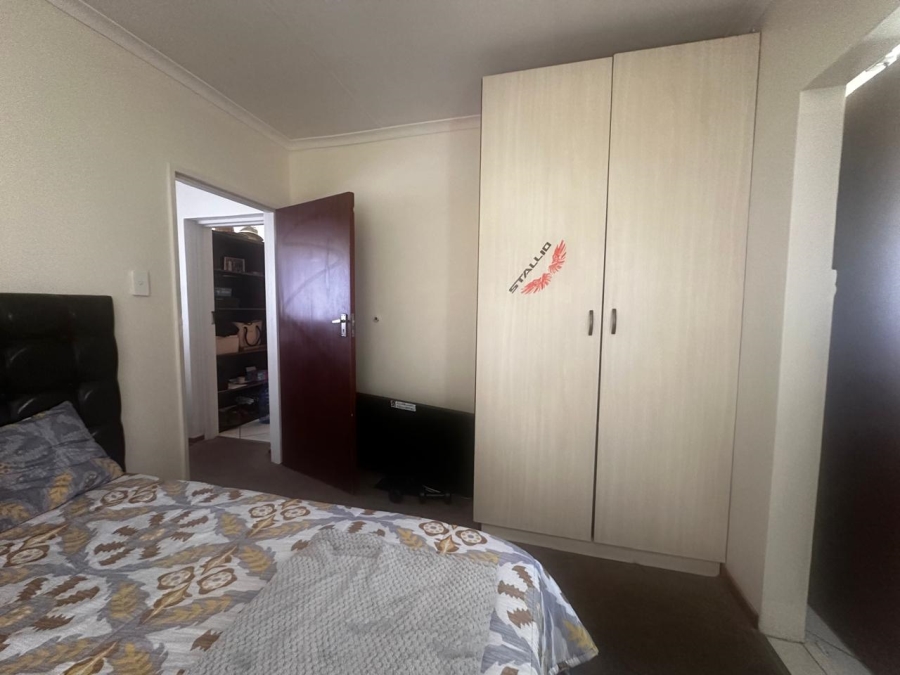 4 Bedroom Property for Sale in Hillside Free State